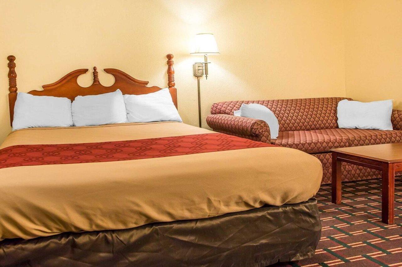 Rodeway Inn Montpelier Esterno foto