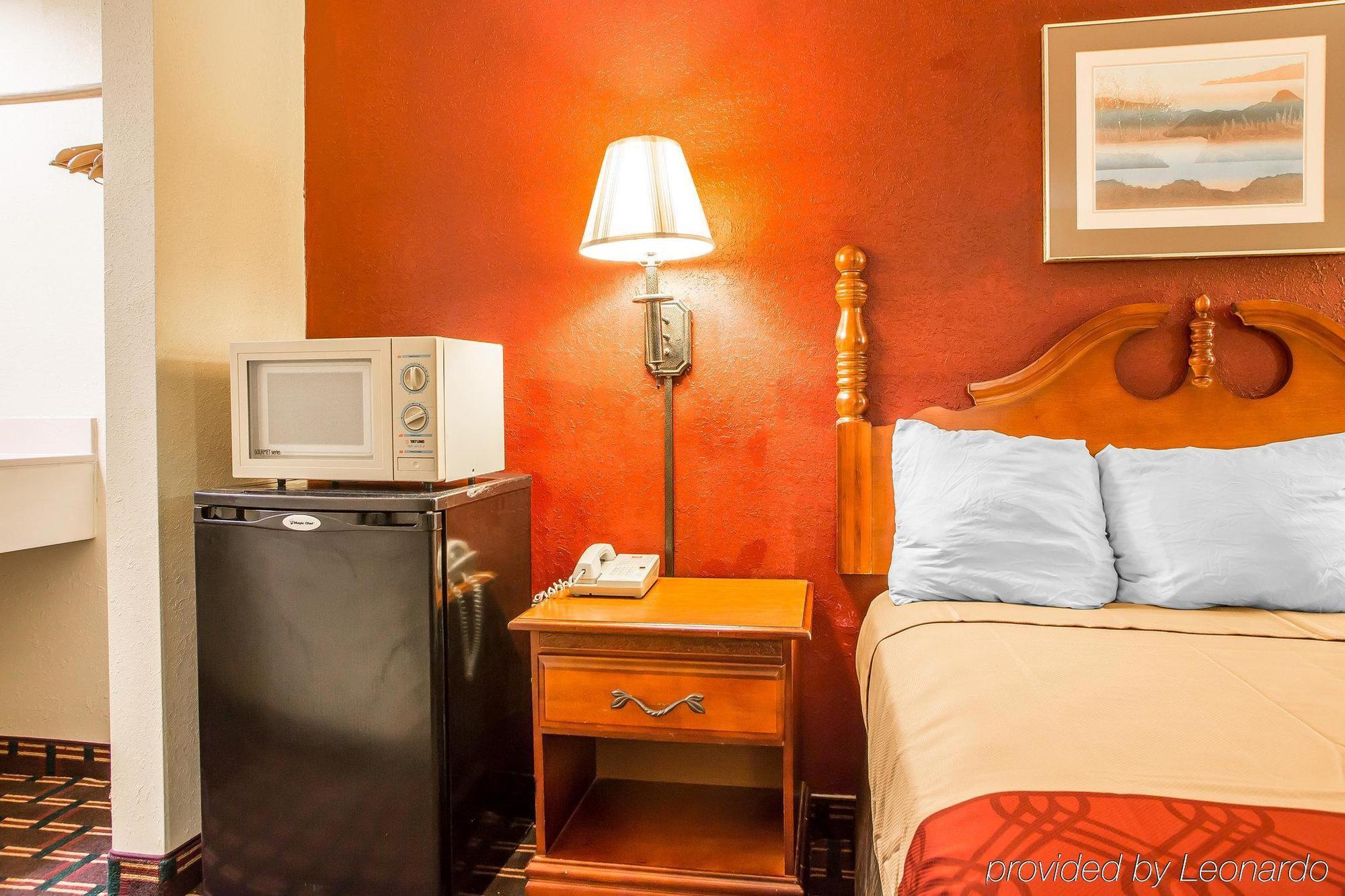 Rodeway Inn Montpelier Esterno foto