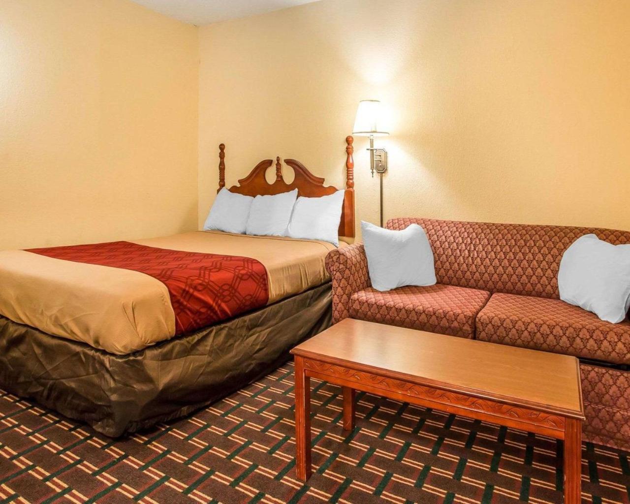 Rodeway Inn Montpelier Esterno foto